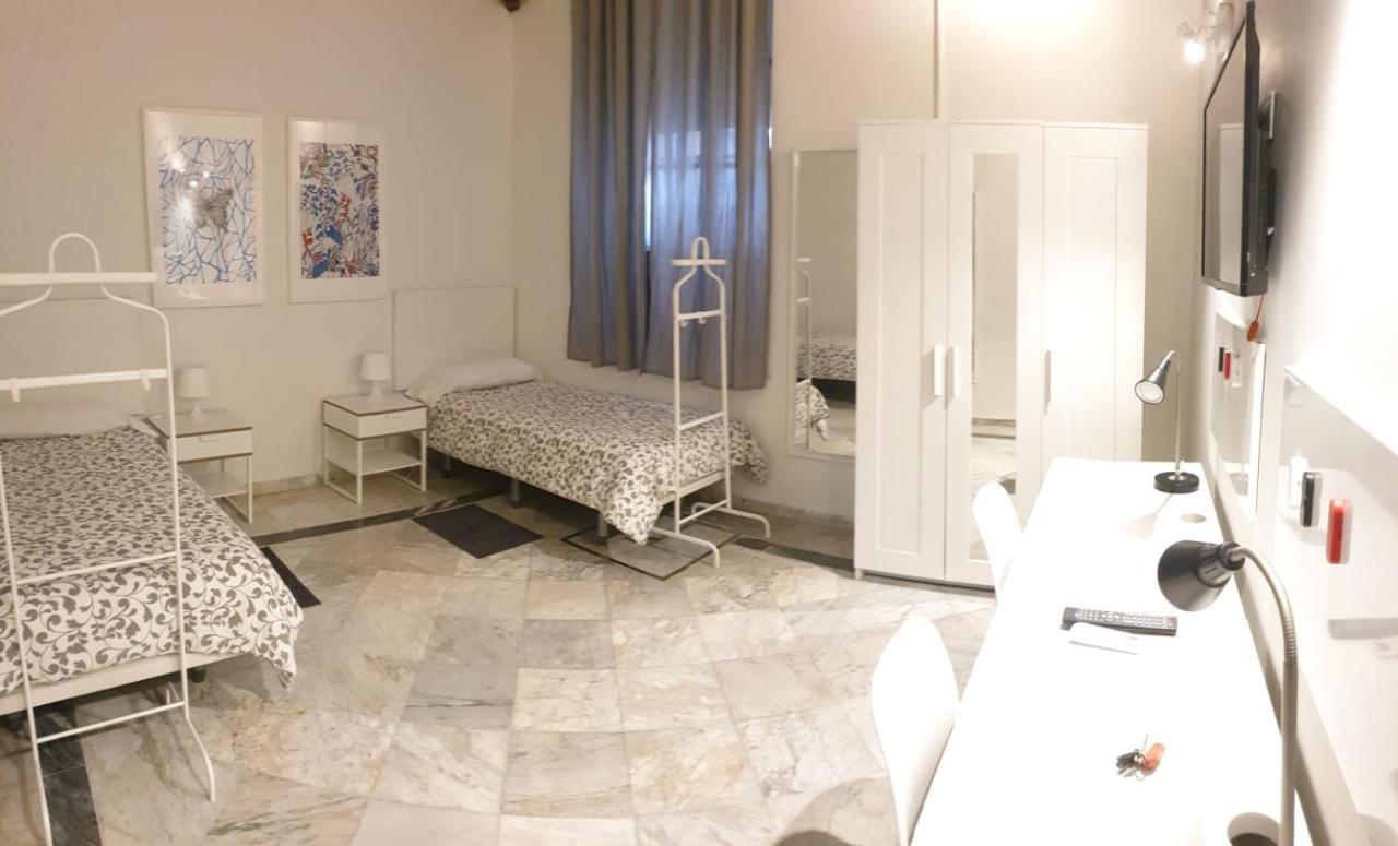 Residencia Viriato Vandrerhjem Sevilla Eksteriør bilde